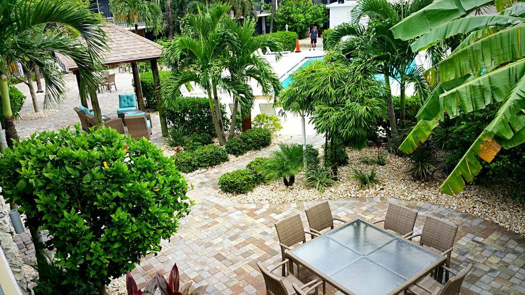 Dolphin Key Resort - Кейп-Корал Экстерьер фото