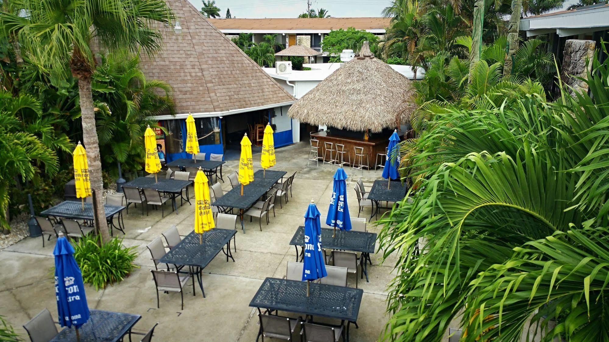 Dolphin Key Resort - Кейп-Корал Экстерьер фото